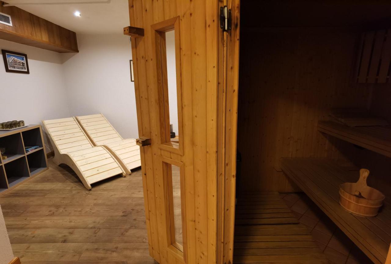 Hotel Croux كورمايور المظهر الخارجي الصورة