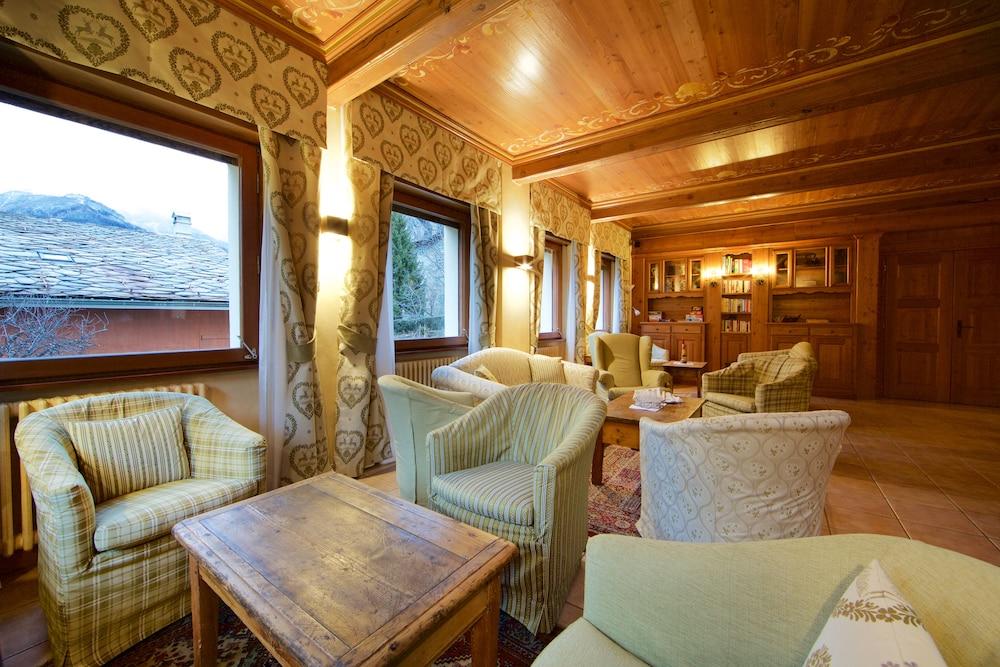 Hotel Croux كورمايور المظهر الخارجي الصورة